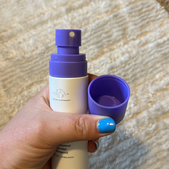 Drunk elephant face spray - Picture 5 of 5